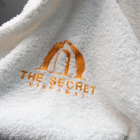 The Secret Hideaway Lägenhet Penicuik Exteriör bild