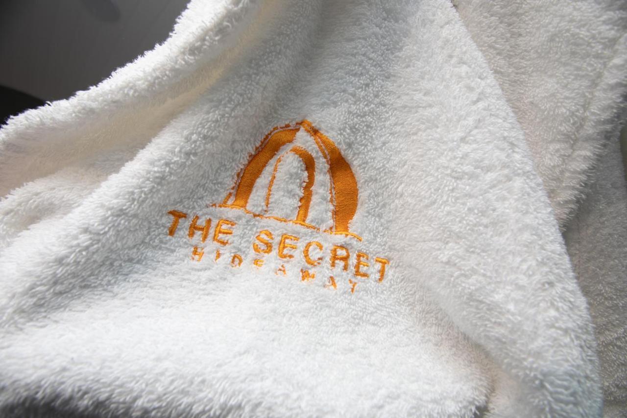 The Secret Hideaway Lägenhet Penicuik Exteriör bild